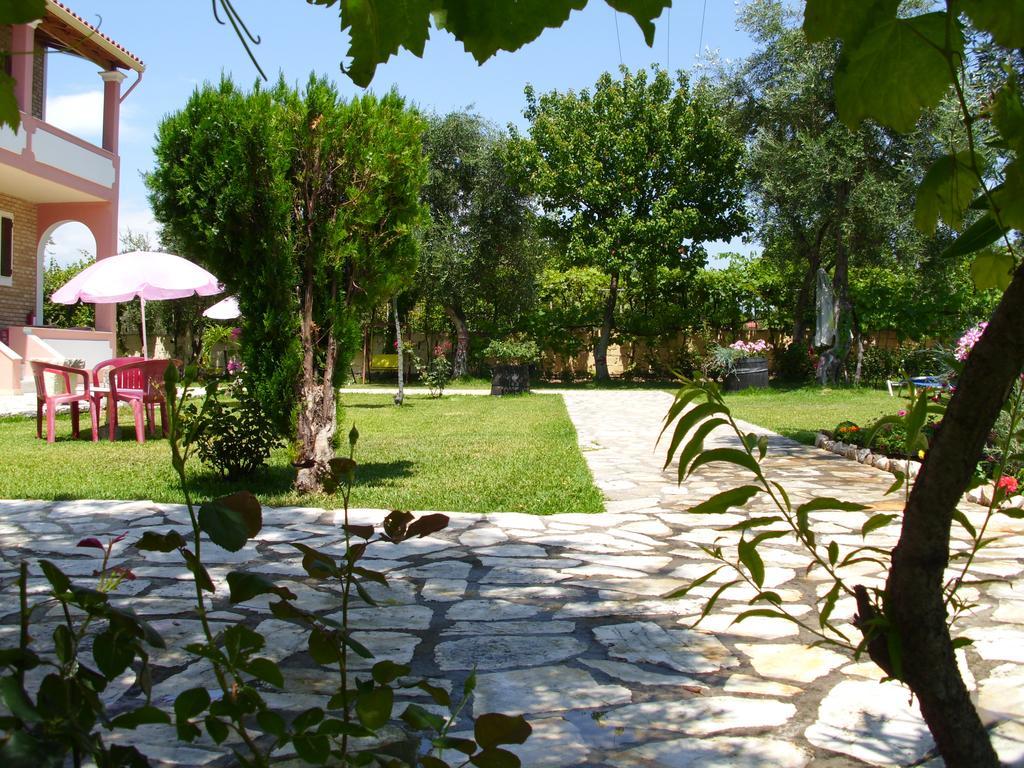 Olga'S Garden Apartments Almiros Beach Екстериор снимка