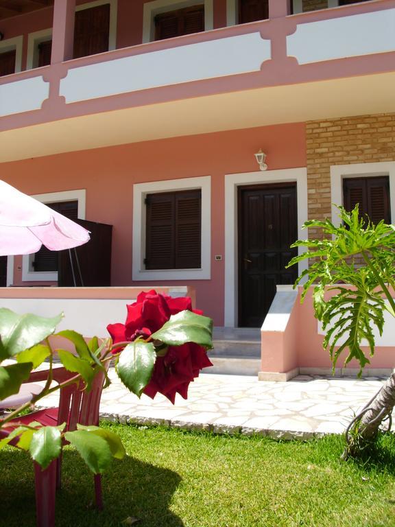 Olga'S Garden Apartments Almiros Beach Стая снимка