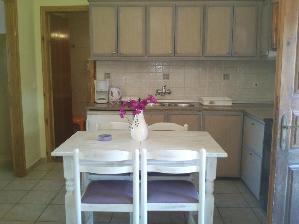 Olga'S Garden Apartments Almiros Beach Стая снимка